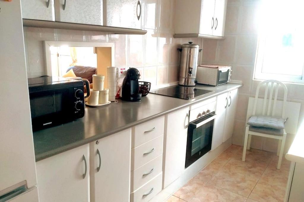 Best Location 2 Bed2 Bath W/Lift In Town! Gibraltar Bagian luar foto