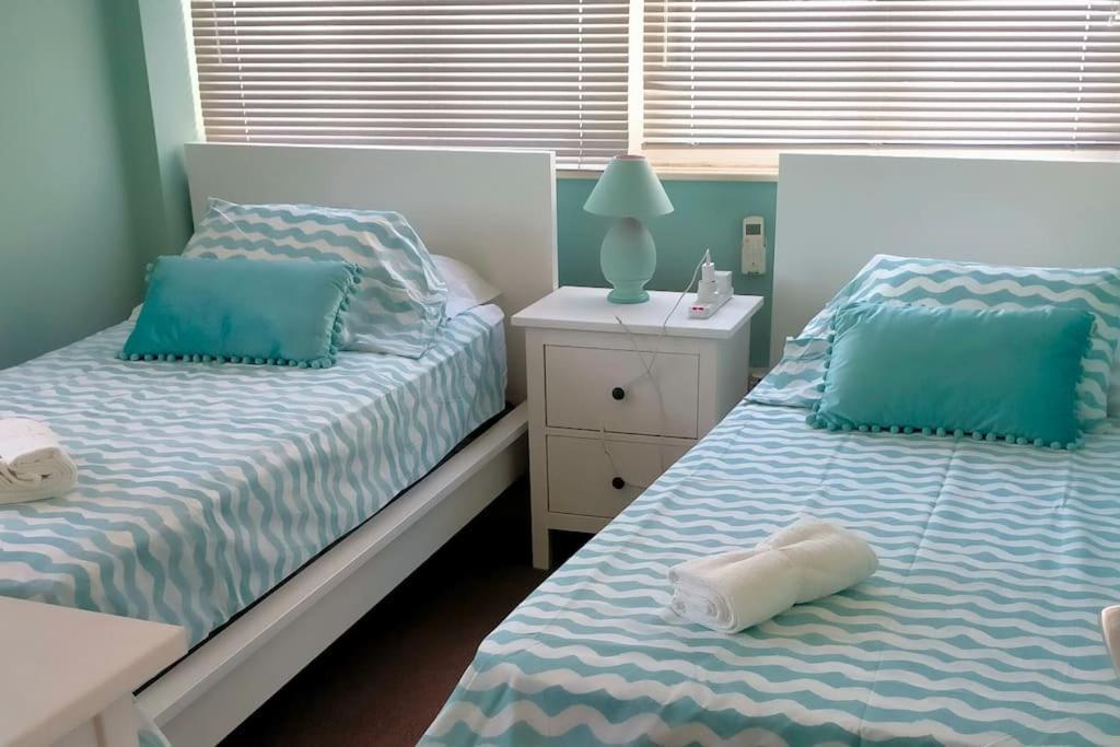 Best Location 2 Bed2 Bath W/Lift In Town! Gibraltar Bagian luar foto