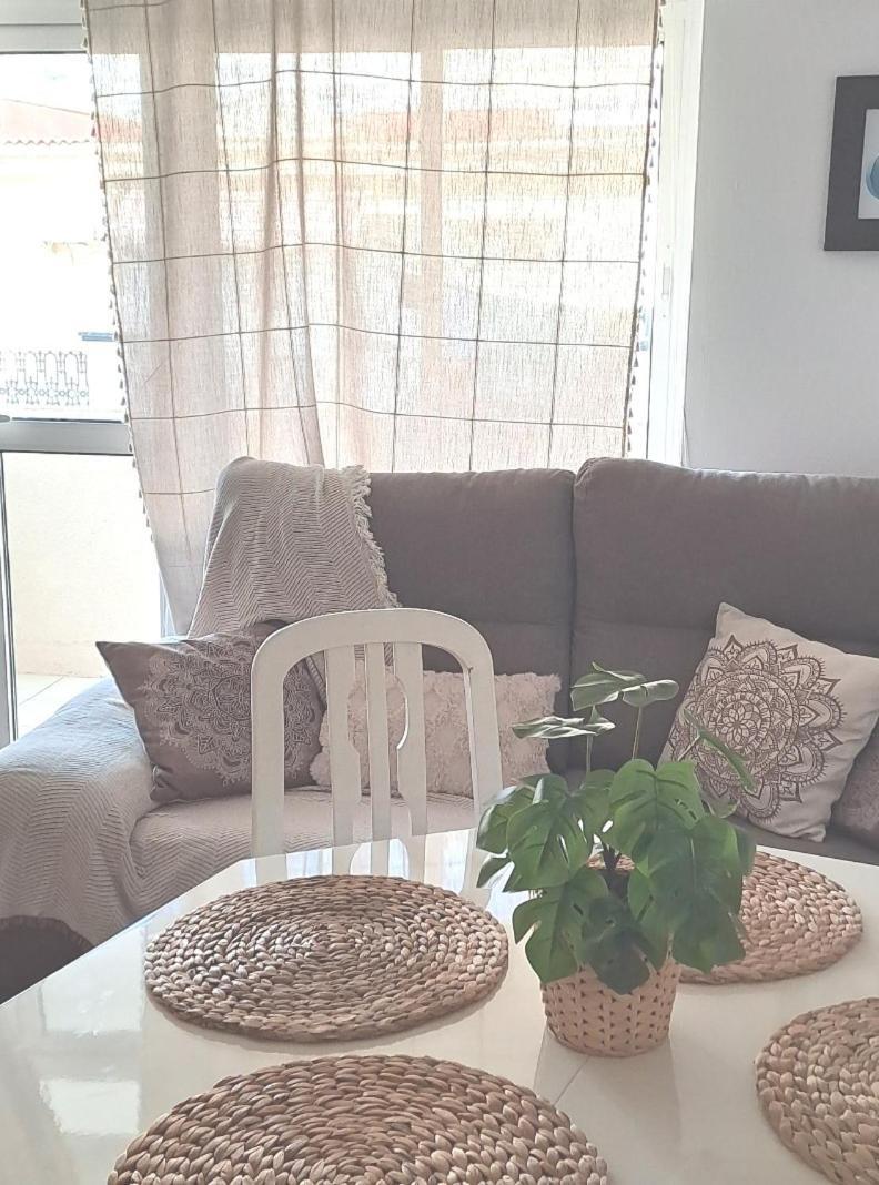 Best Location 2 Bed2 Bath W/Lift In Town! Gibraltar Bagian luar foto
